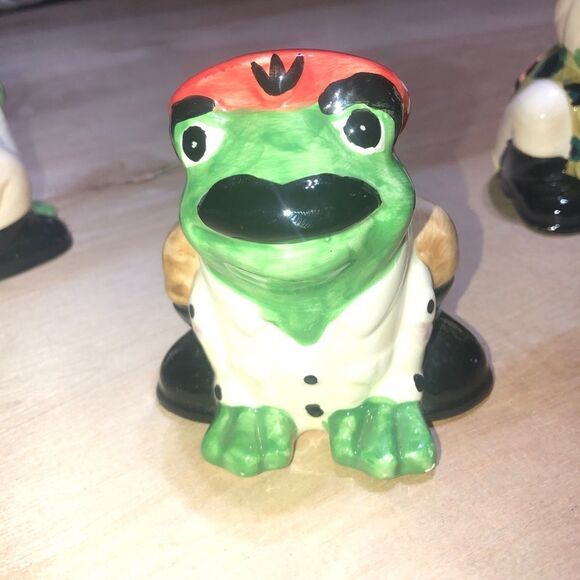 Hermitage Pottery John Toth Osama Target Practice Frogs Set of 3 RARE! 4.5"H‎ - Picture 4 of 6
